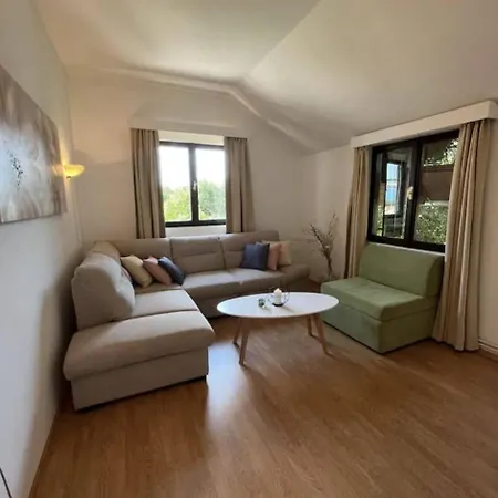 Tatil Evi Hh Antona With Private Pool Puljane