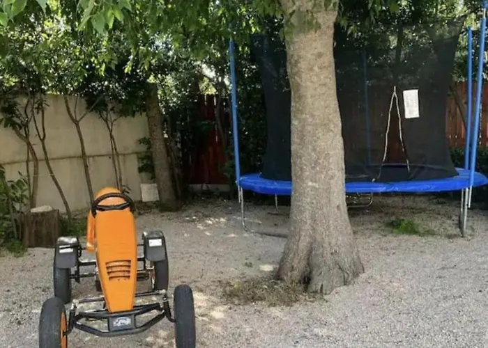 펜션 Hh Antona With Private Pool Puljane